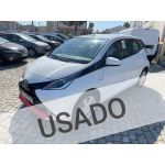 TOYOTA Aygo 1.0 X-Play+AC+X-Touch 2017 Gasolina Xauto - (0a7043f9-beb8-4ce0-8af3-8e45665d2516)