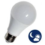 Gsc Lampada LED 220V E27 9W Branco Q. 3000K 950Lm C/ Sensor Crepuscular - 50701