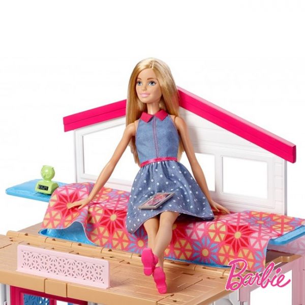 Boneca Mattel Barbie e Sua Casa DVV48