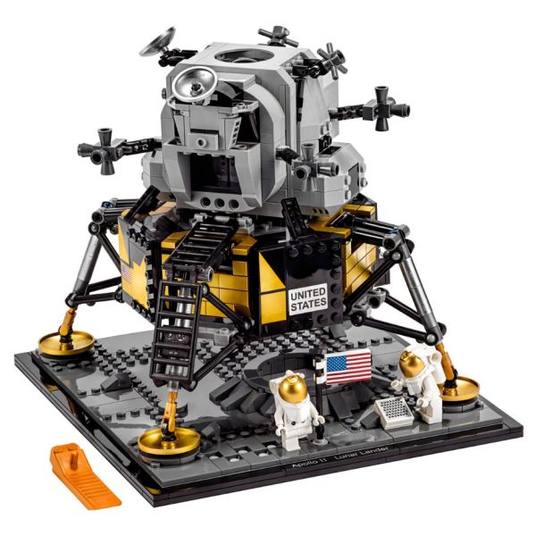 https://s1.kuantokusta.pt/img_upload/produtos_brinquedospuericultura/267632_53_creator-expert-nasa-apollo-11-lunar-lander-10266.jpg