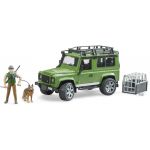 Bruder Boneca Land Rover Defender Station Wagon C/ Caçador e Cão 48.02587