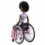 Barbie Africana Cadeira de Rodas
