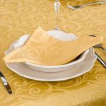 Guardanapos de Mesa Anti-nódoa Lyon Dourado 45cm x 45cm 12 Guardanapos - PMES0315