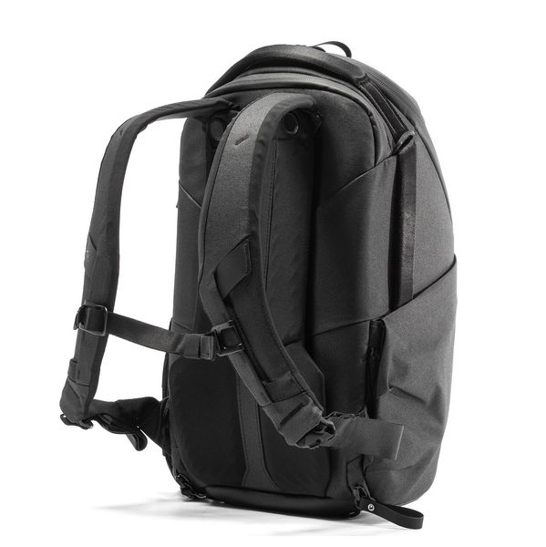 https://s1.kuantokusta.pt/img_upload/produtos_imagemsom/465181_73_peak-design-mochila-everyday-backpack-zip-20l-v2-preta-bedbz20b.jpg