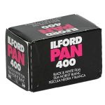 Ilford Pan 400 135 36 Poses