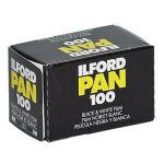 Ilford Pan 100 135 36 Poses