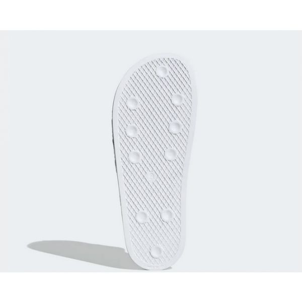 https://s1.kuantokusta.pt/img_upload/produtos_modacessorios/2173472_63_adidas-chinelos-adilette-aqua-branco-43-f35539-43.jpg