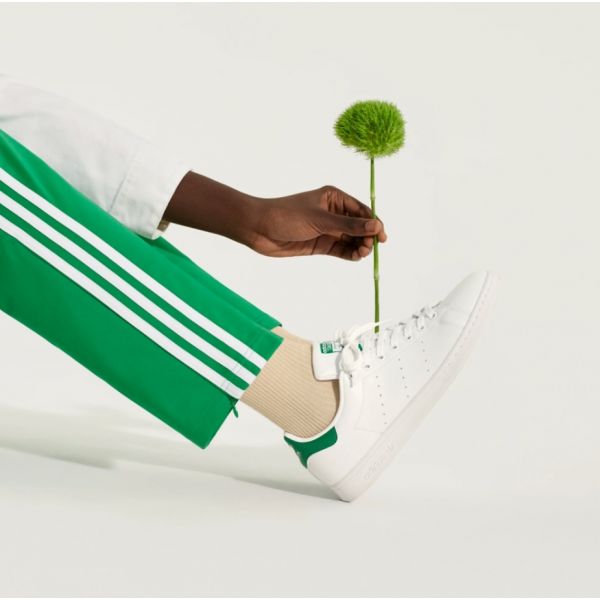 https://s1.kuantokusta.pt/img_upload/produtos_modacessorios/2696385_83_adidas-stan-smith-branco-verde-46.jpg