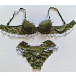 Donna Chic Conjunto Penelope Babado Império Verde c/ Branco L