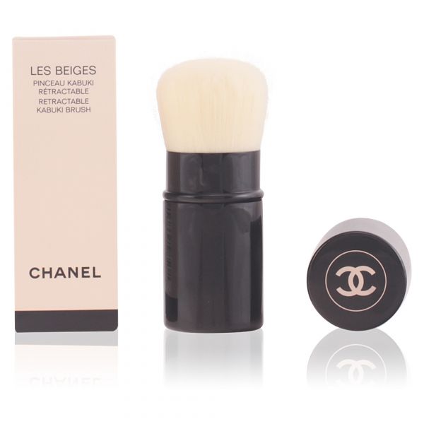 Chanel Les Beiges Retractable Kabuki Brush : : Beauty