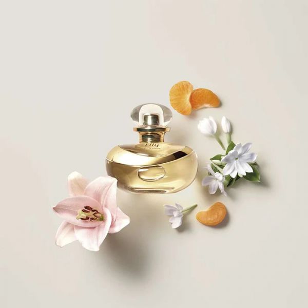 https://s1.kuantokusta.pt/img_upload/produtos_saudebeleza/643047_83_o-boticario-lily-eau-de-parfum-75ml.jpg