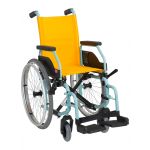 Orthos XXI Cadeira de Rodas Infantil Liliput Largura Assento 37cm Roda Traseira: Pneumática (Enchida com Ar) Sistema Elevatório de Pernas Pé Esquerdo