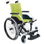 Orthos XXI Cadeira de Rodas Liga Leve Trânsito Liliput Light Cores (Texto) Verde Modelo Patim elevatório esquerdo Largura Assento Cadeiras 31 cm Rodas: Pneumática (Enchida com ar)